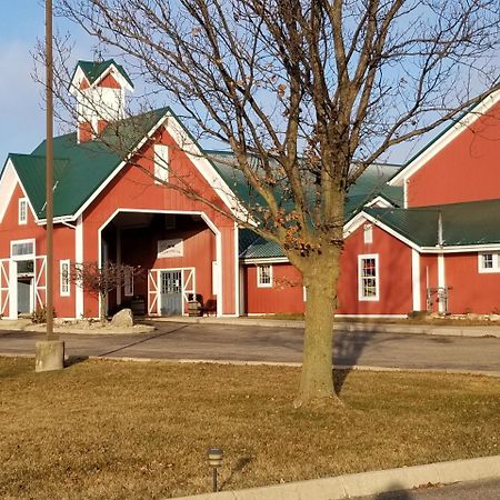 Countryside Inn Nappanee Екстериор снимка