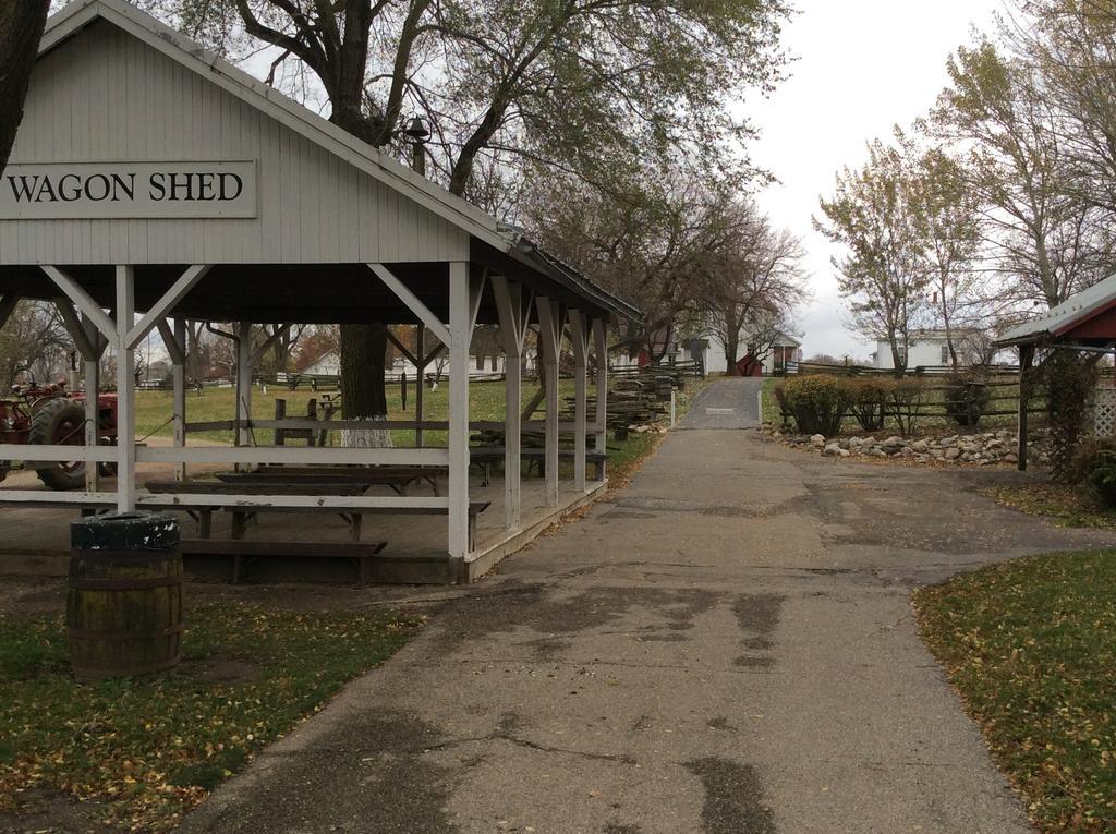 Countryside Inn Nappanee Екстериор снимка