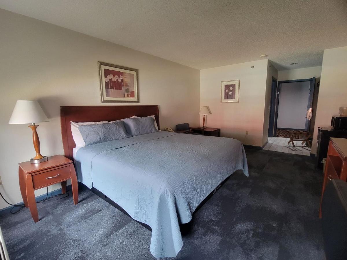 Countryside Inn Nappanee Екстериор снимка