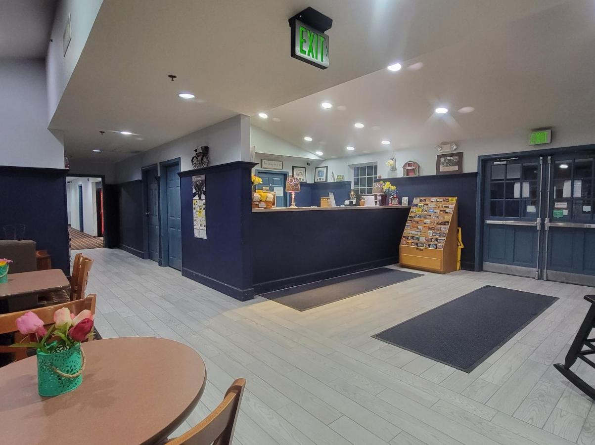 Countryside Inn Nappanee Екстериор снимка