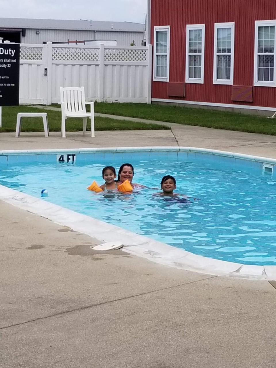 Countryside Inn Nappanee Екстериор снимка